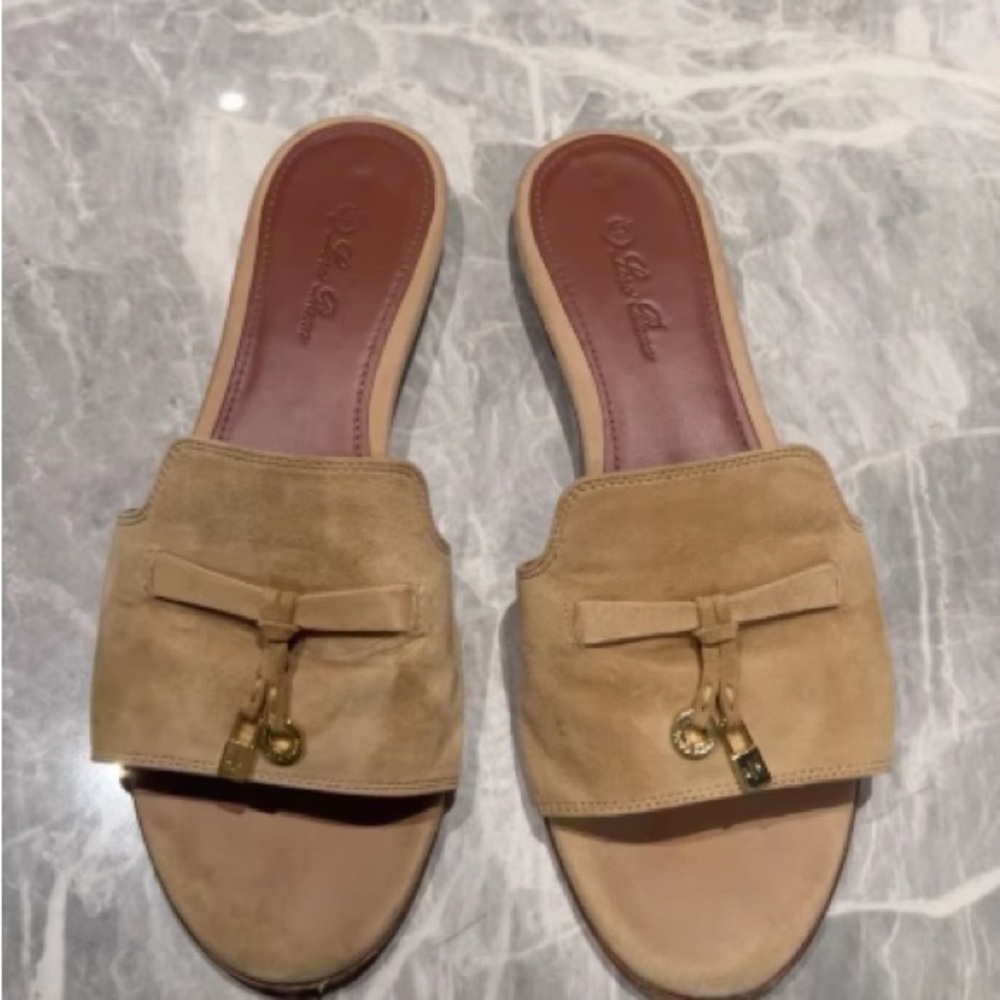Loro piana Women's Tan Slide Sandals Size 39 - Picture 1 of 8